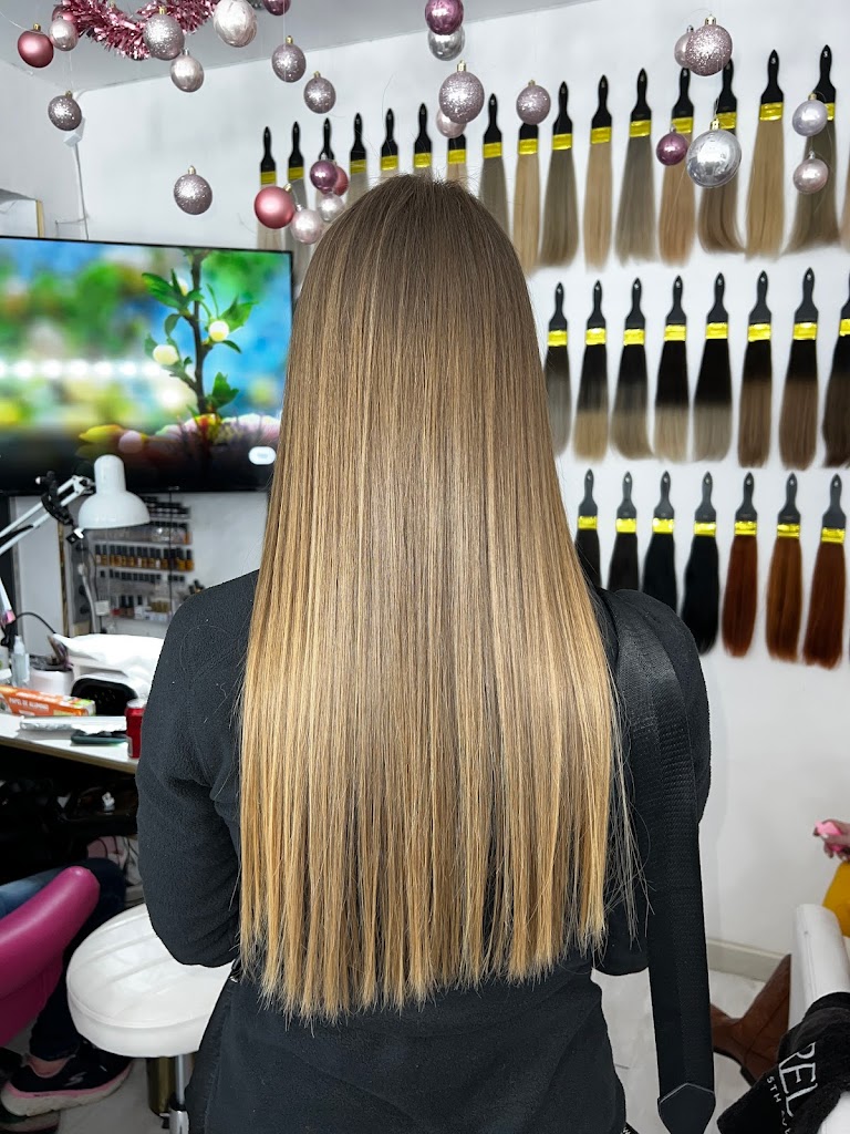 Hair Extensions salon Glam Bar Marbella