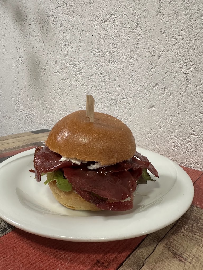 Bus Stop Bar — bocadillo