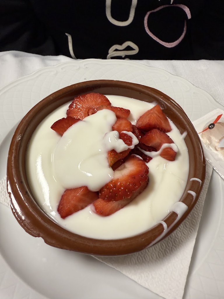 Restaurante Casa Oscar — Comida y bebida