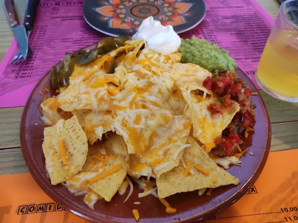 Restaurante Tijuana — Comida y bebida