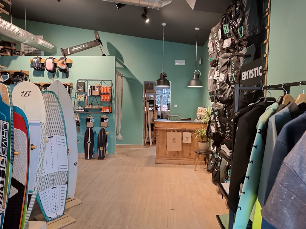 Mojokite - Brunch Bar & Surf Shop & Escuela Kite