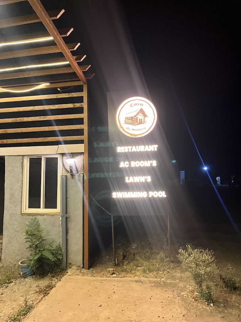 Casa De Madera Resort