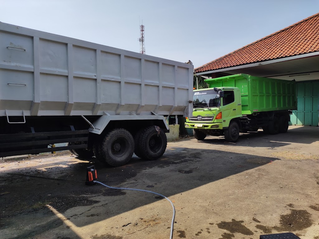 Karya Muda Auto - Pamanukan (KMB PMK)