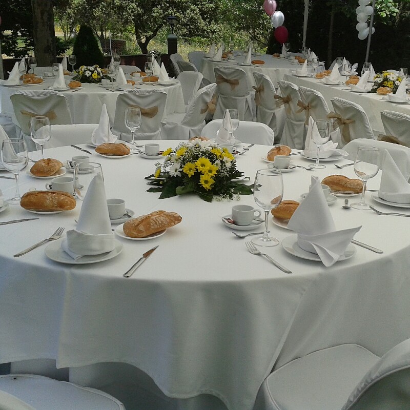 Restaurante Bodegon — Comida y bebida