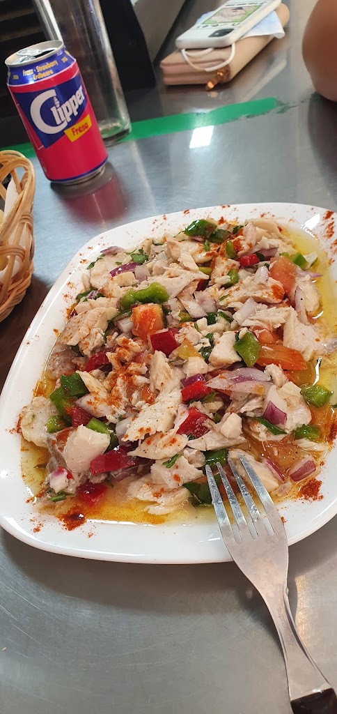Hermanos Lantigua e Hijos — Comida y bebida
