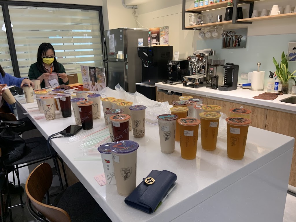 嚮茶飲料昌平店 的照片