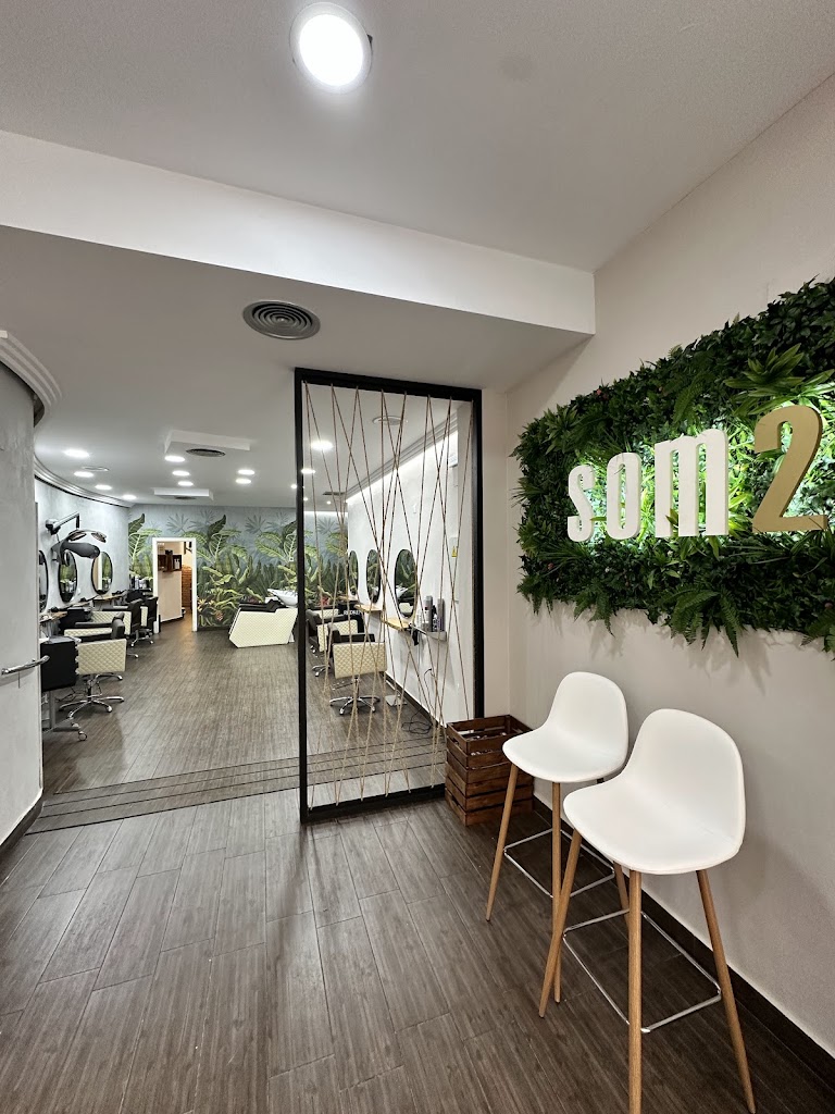 Som2 Peluqueria — Del propietario
