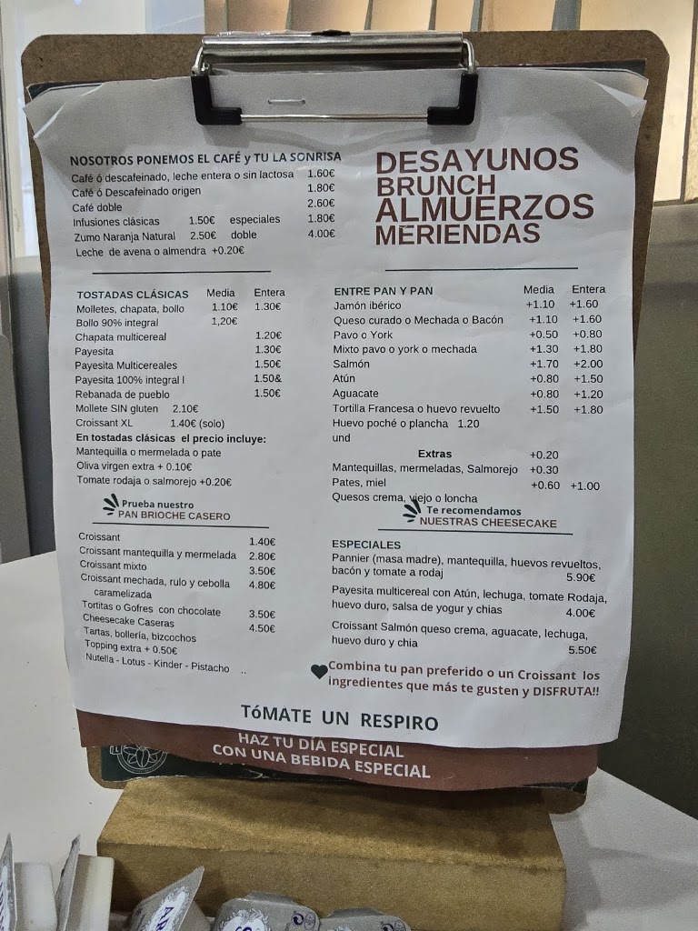 Cafeteria La Garrucha — Carta