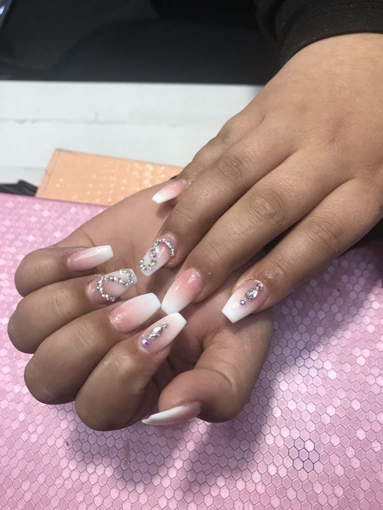 Nails Viet