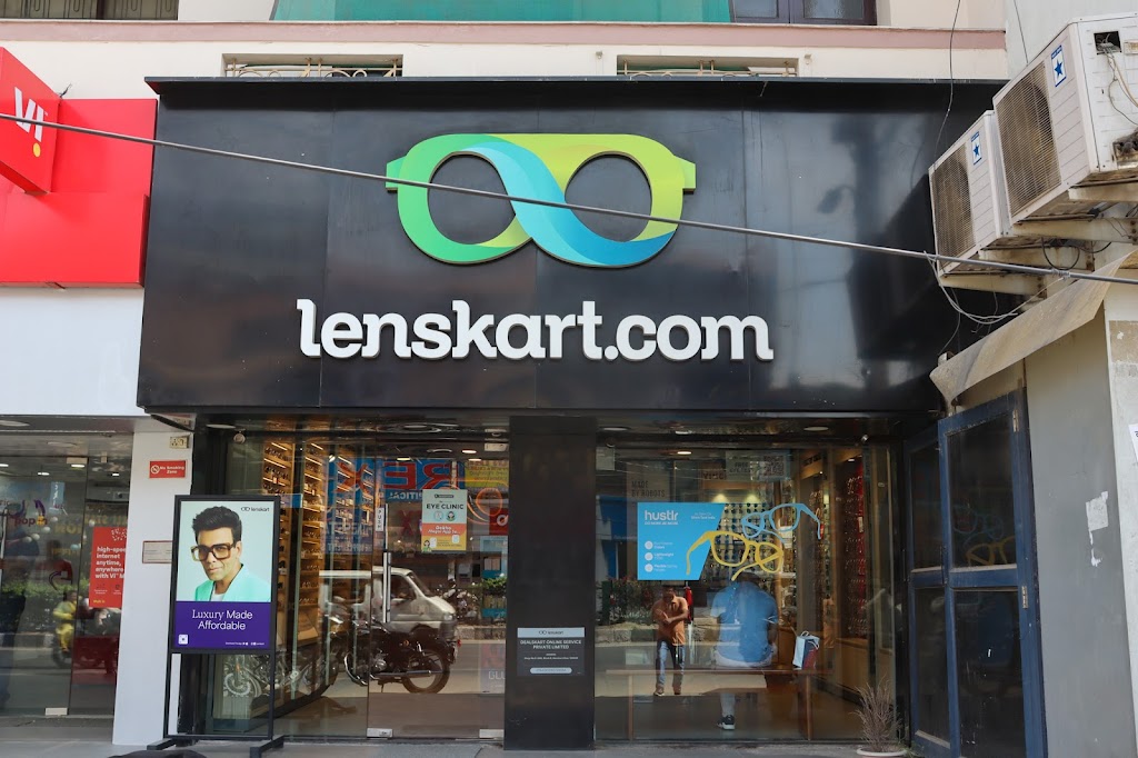 Lenskart Com At Naraina Vihar