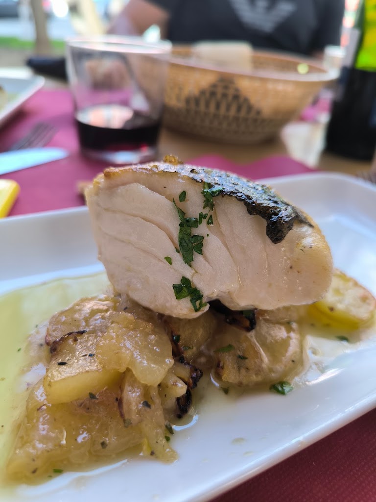 Ezpala Taberna — Comida y bebida