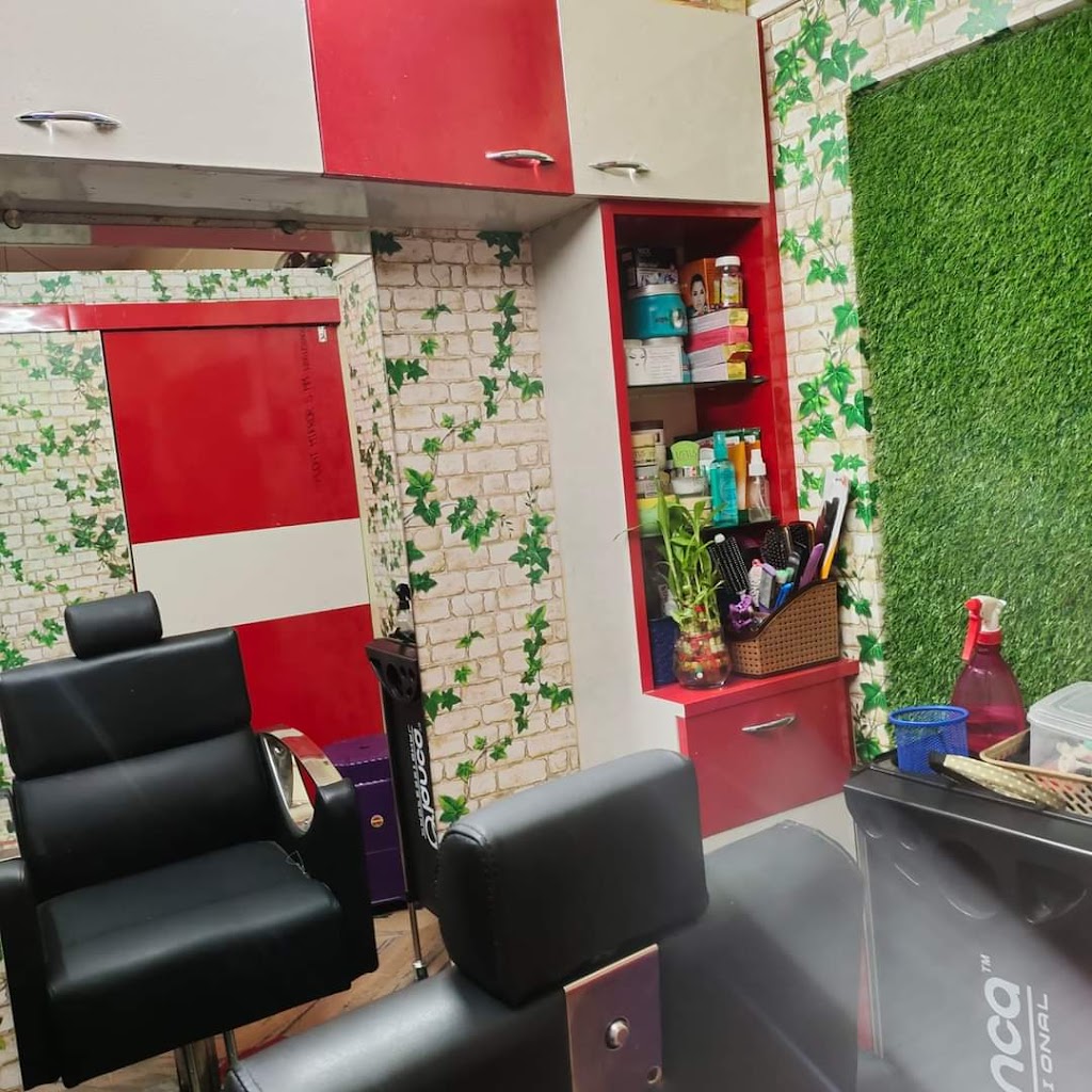 Ratnas Beauties Ladies Parlour