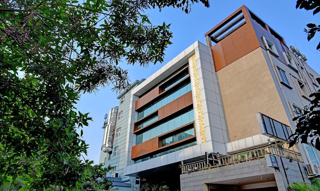 Treebo Lazystay Grand Hotel In Bhubaneswar