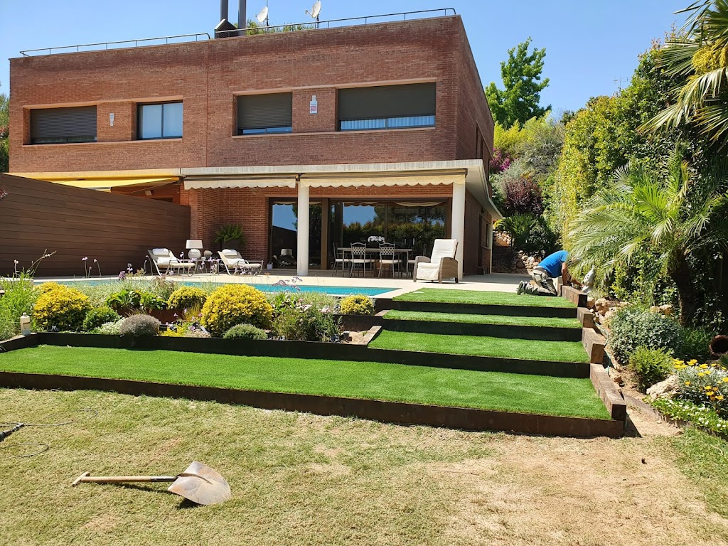 Jardineria Herrera - Mantenimiento y construccion de jardines, podas y talas en Viladecans