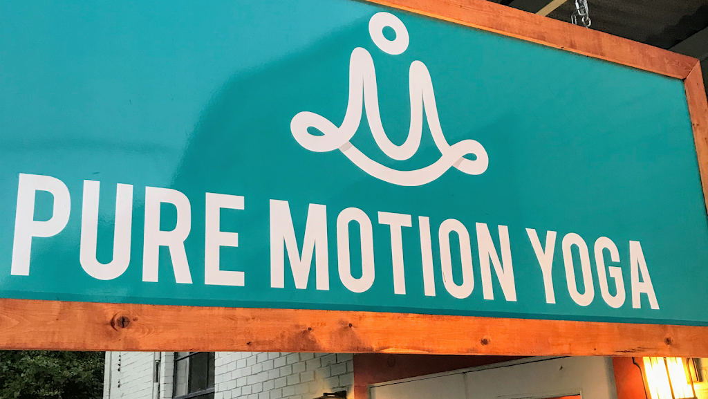  Pure Motion Yoga