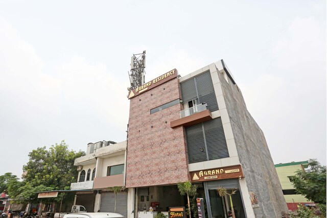 Oyo Hotel A Grand Residency