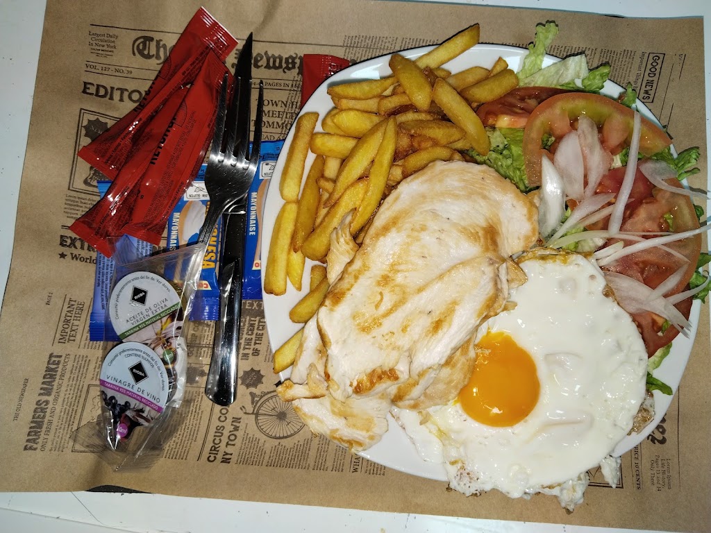 Lore Etxea 2 — Comida y bebida