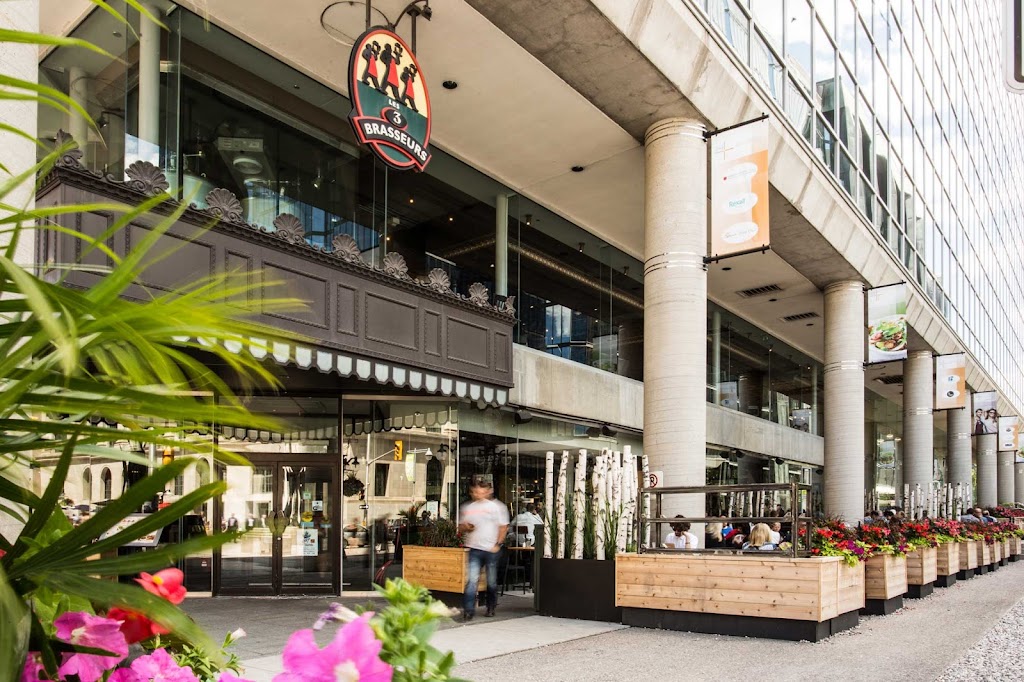 3 Brasseurs - Sparks in Ottawa