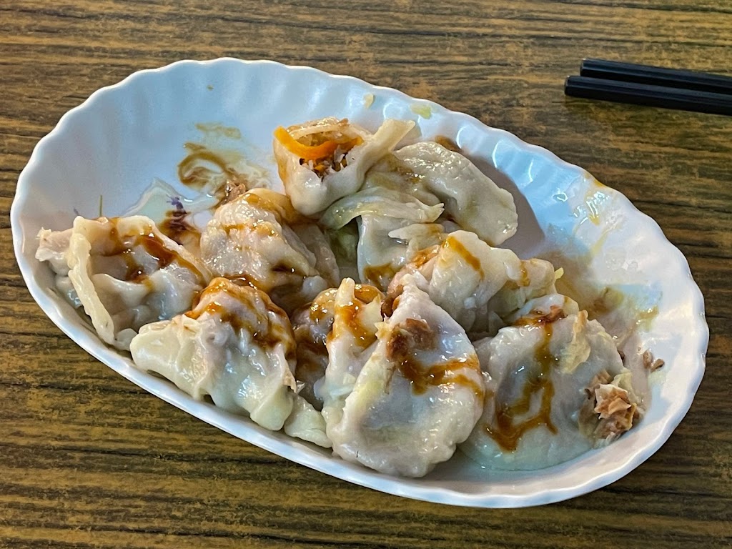 素食冰蒸餃飯麵 的照片