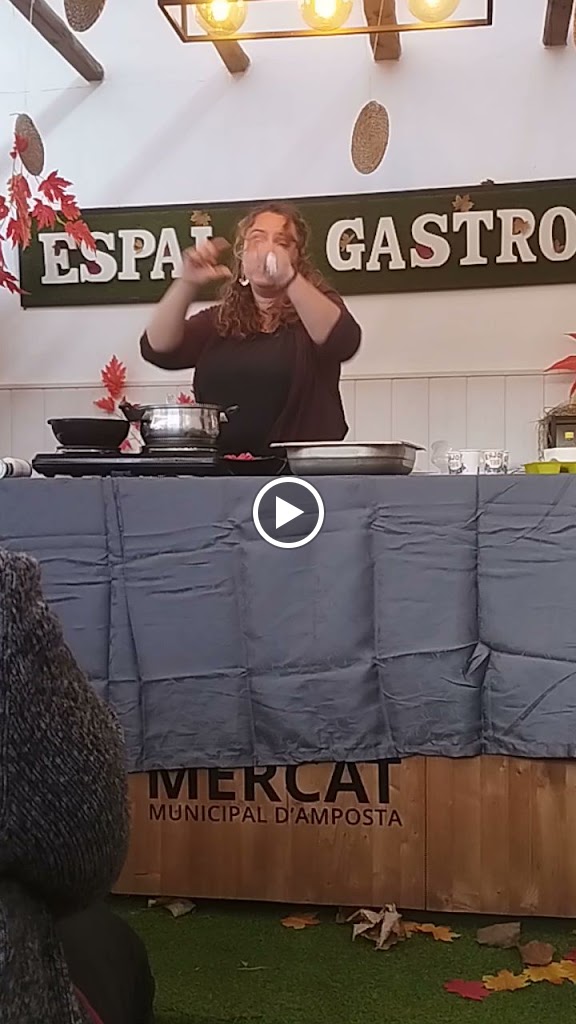 Lo Mercat - Llesqueria Heladeria — Videos