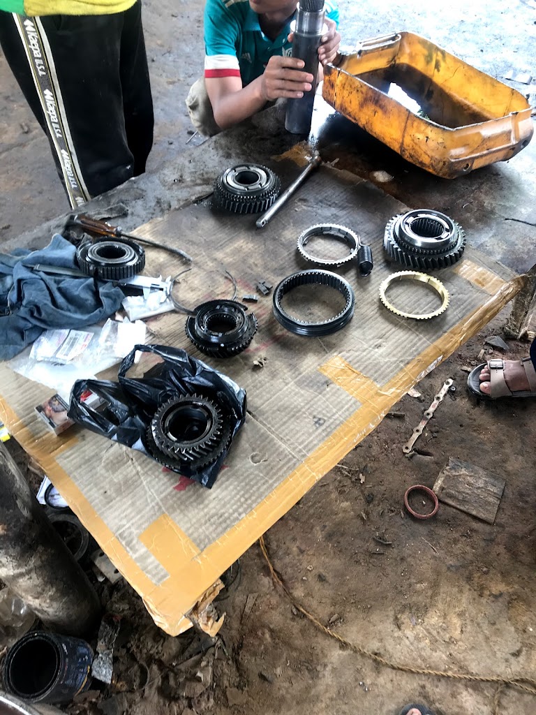 Bengkel Mobil Sumber Sejahtera