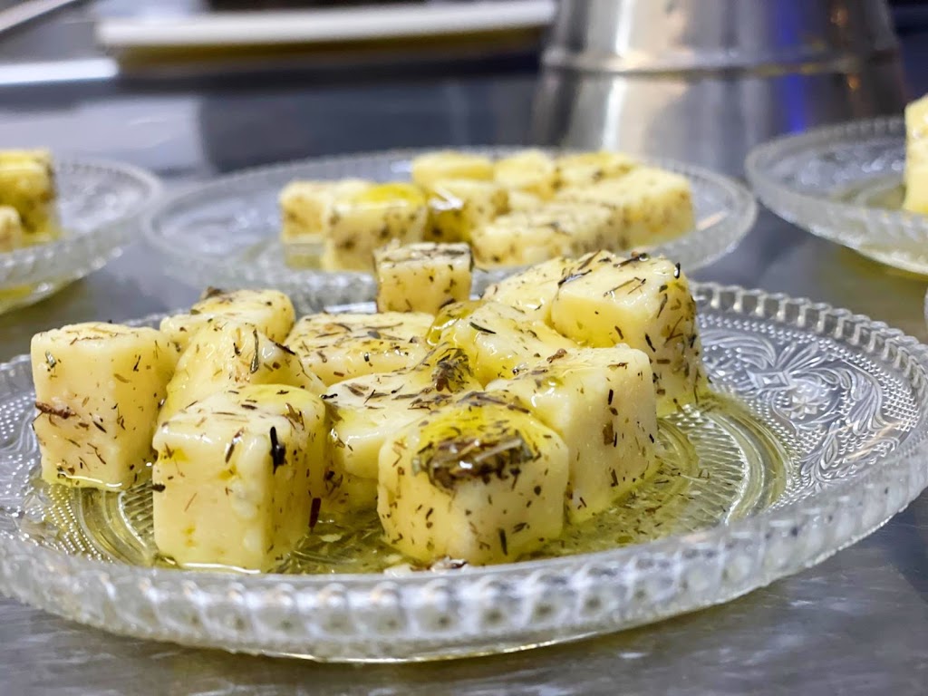 Restaurant lo Llaut — Comida y bebida