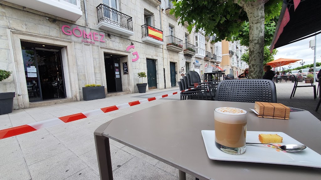 Gomez Fusion — Ambiente
