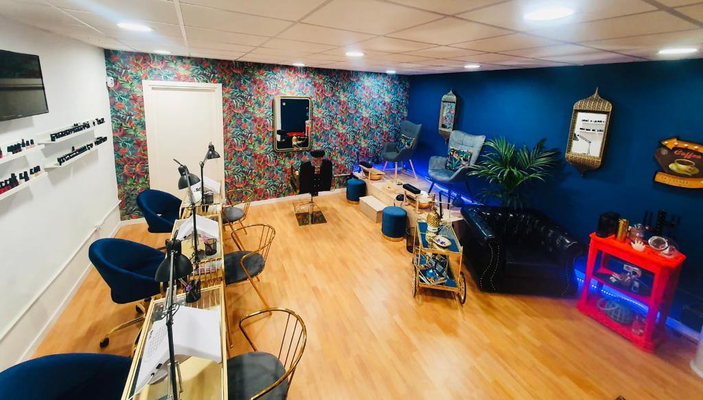 Paradise Nails Study