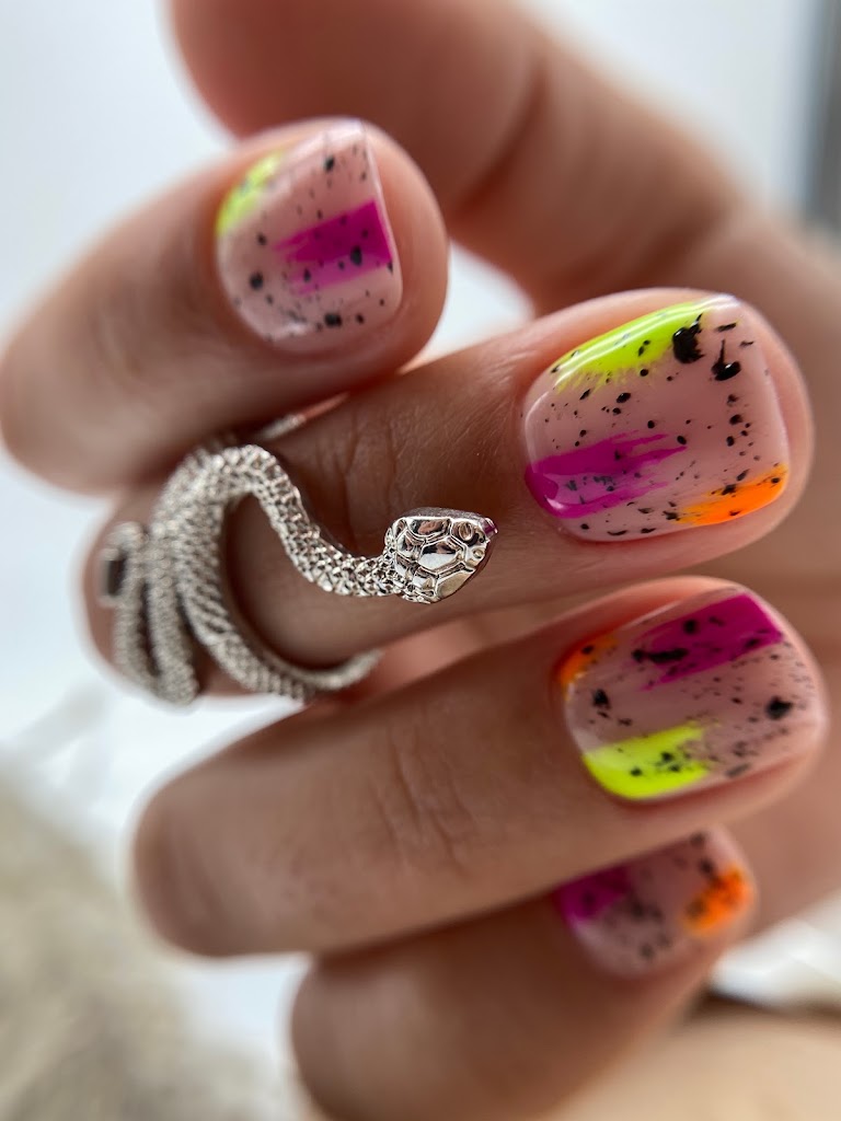 Laura Beatrice Nails Academy — Del propietario