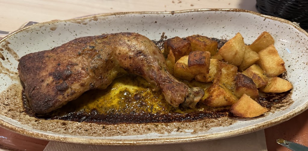 Restaurante La Comtienda — Comida y bebida