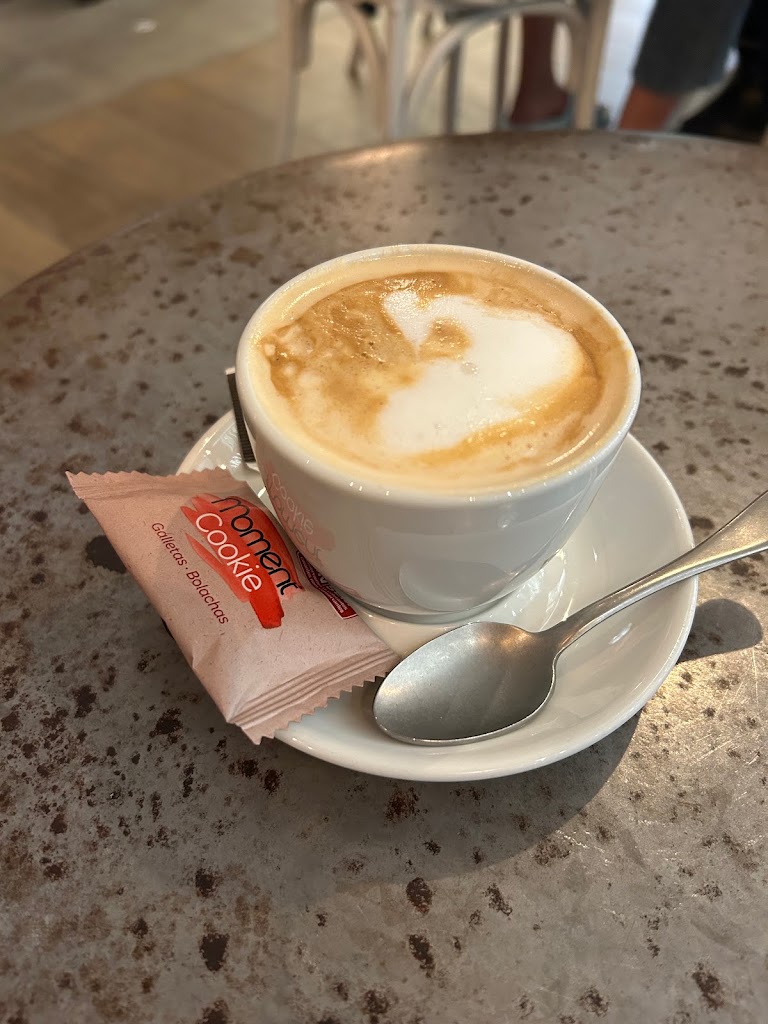 Cafeteria - San Sebastian de los Reyes - The Chatter Cafe — Comida y bebida