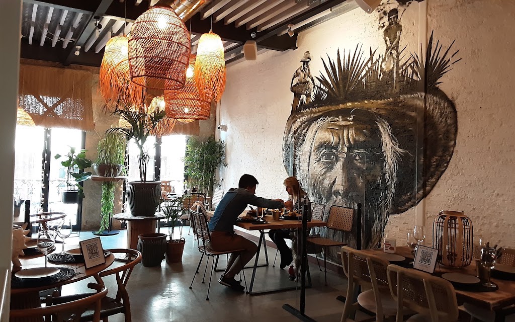 ATLANTICA GASTRO-BAR — Ambiente
