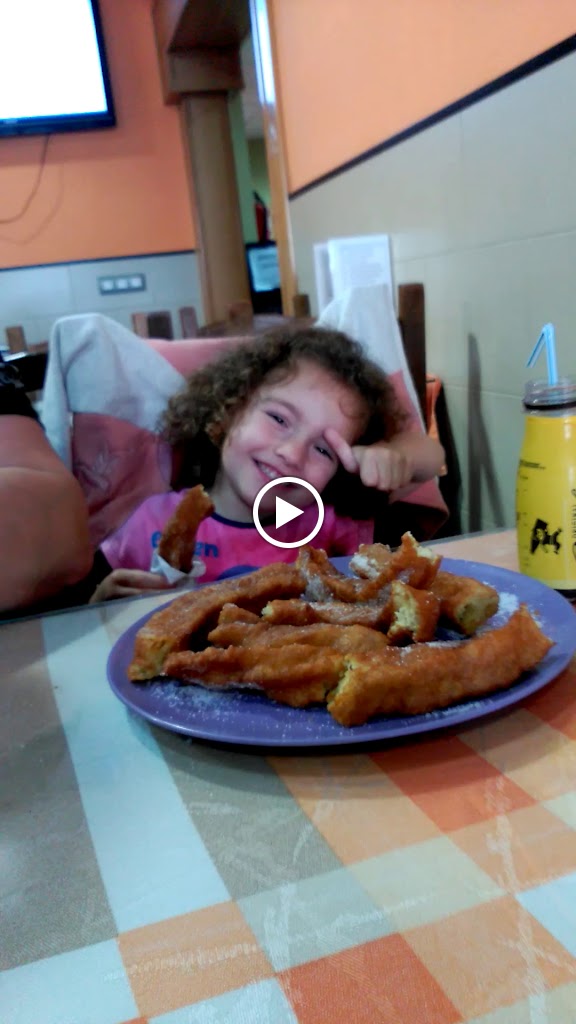 Dolce vita cafeteria — Videos