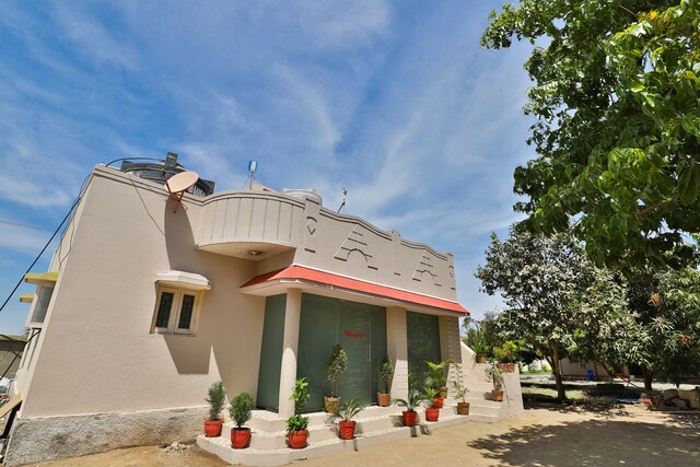 Oyo Sanskaar Rooms Party Lawns