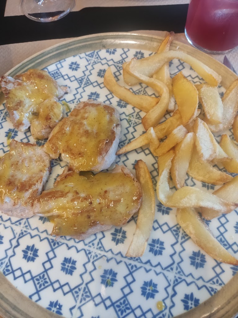 RESTAURANTE DONA CARMEN — Papas fritas