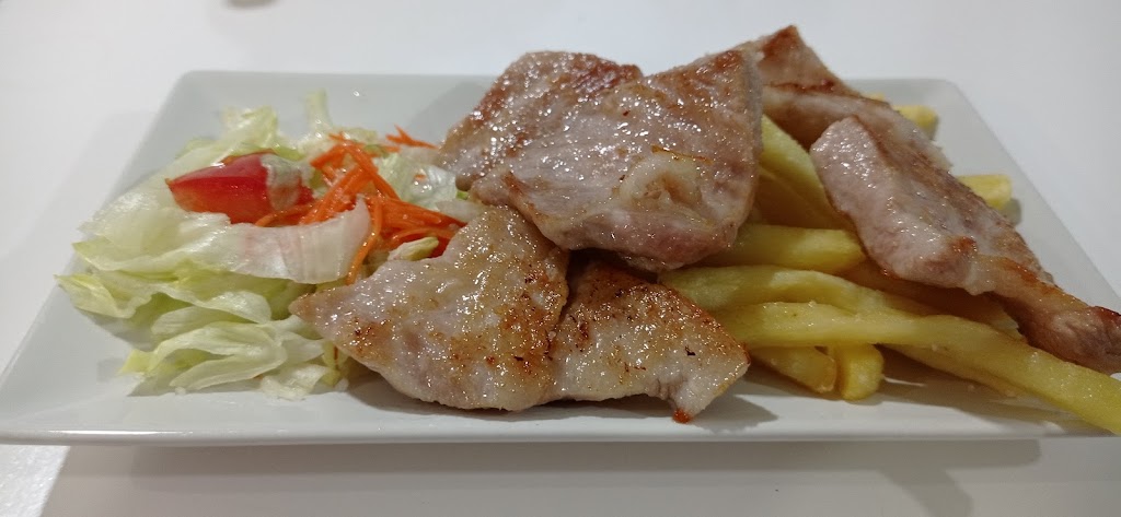 Bar Parque Central — Comida y bebida