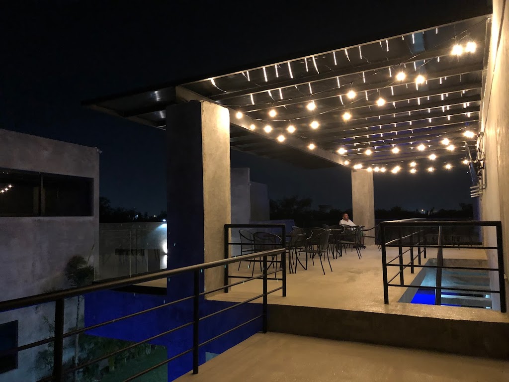 Hotel Suites La Negra + Renta de Autos