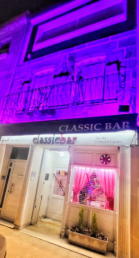 ClassicBar
