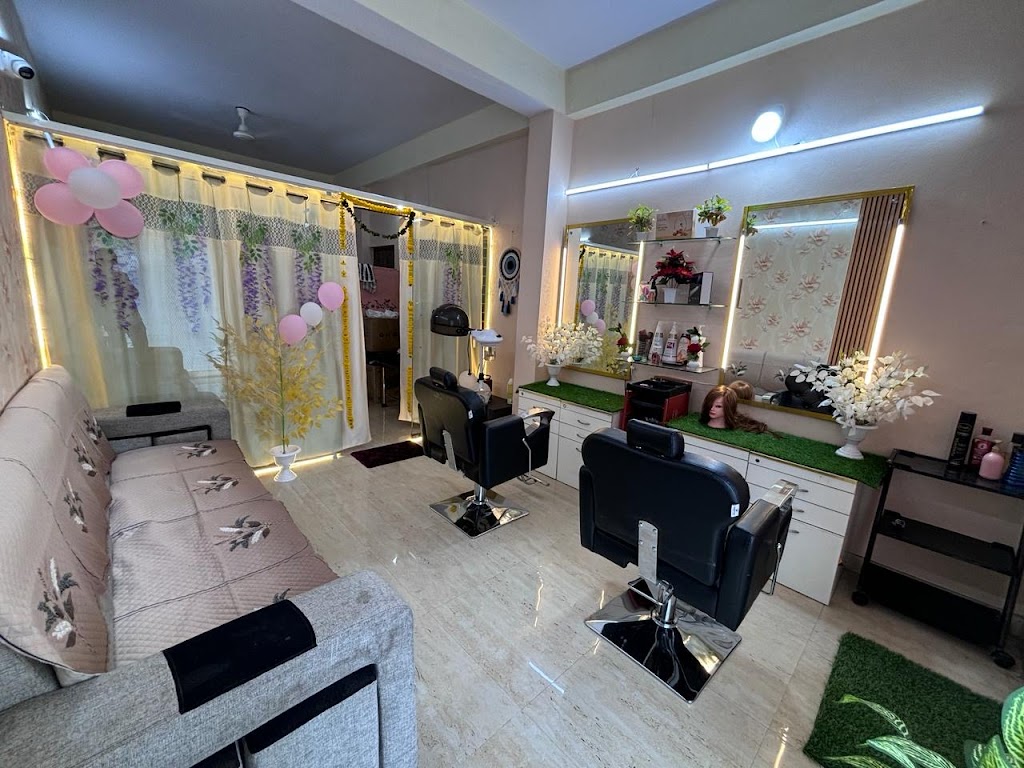 Colours Beauty Parlour And Academy