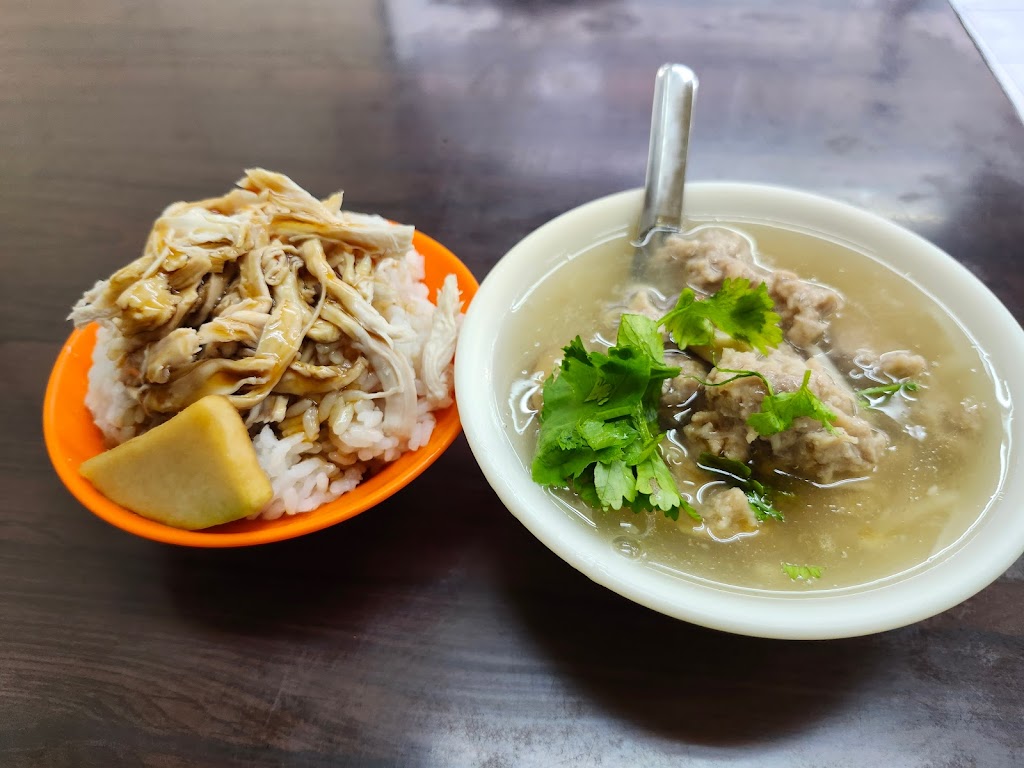 古早味 香菇肉羹.排骨酥湯 的照片