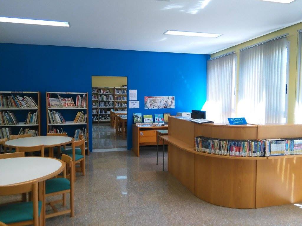 Biblioteca del Barrio de la Luz (Xirivella)
