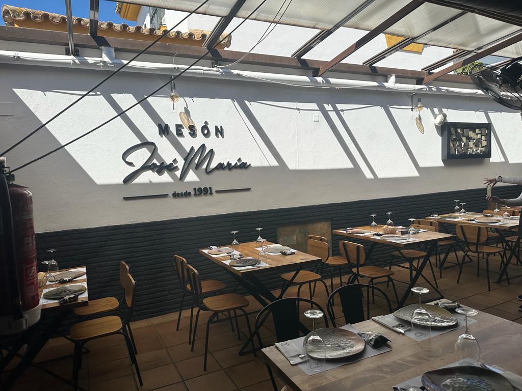 Restaurante Meson Jose Maria — Ambiente