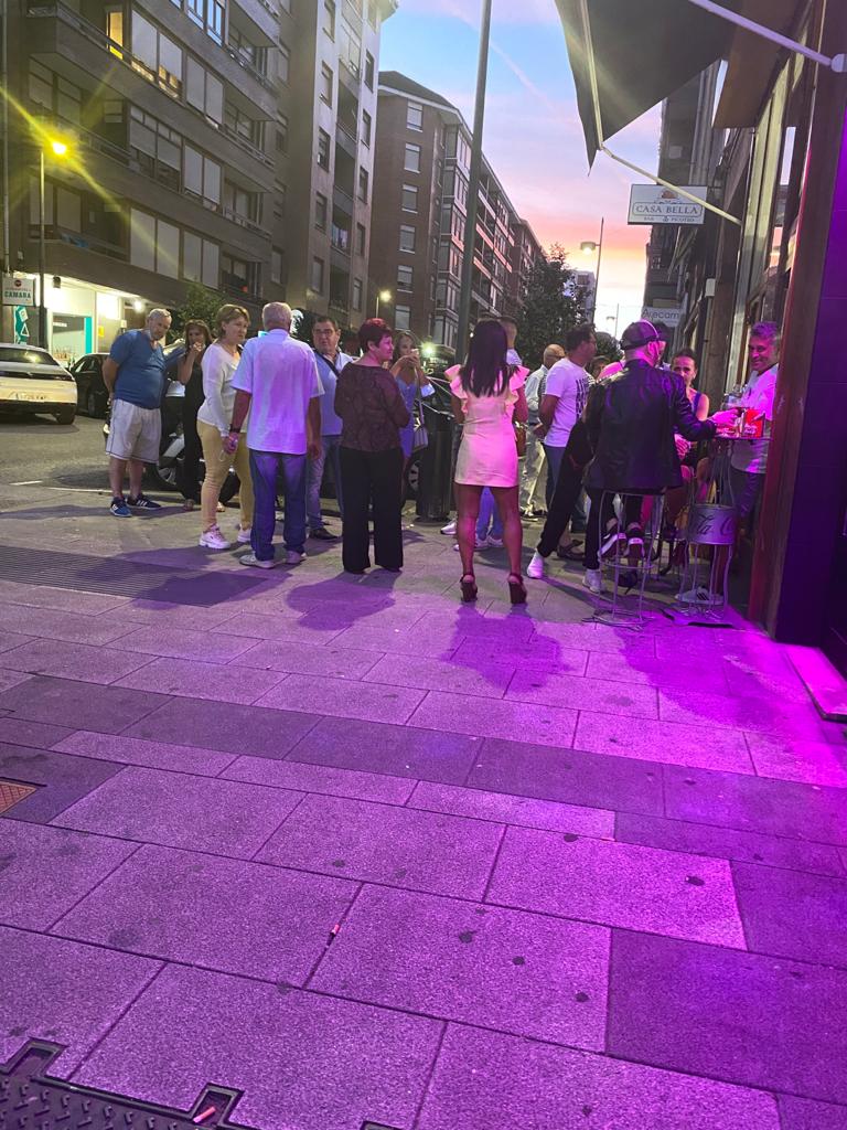 El Bar de Laura — Del propietario
