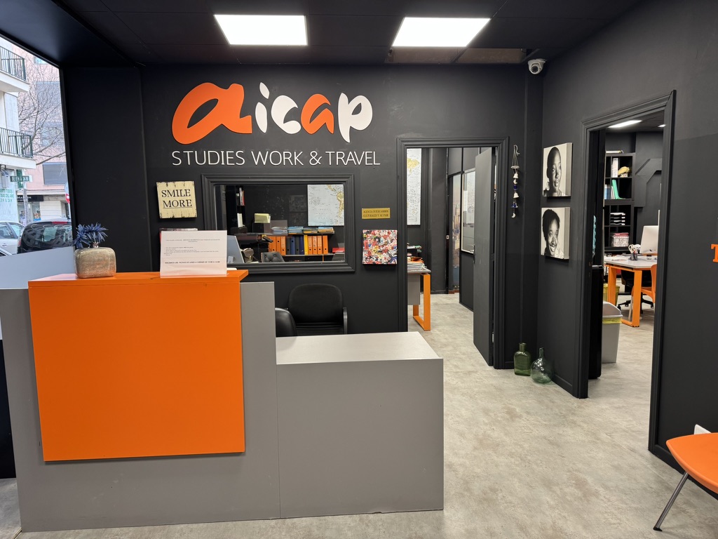 AICAP AGENCIA INTERCAMBIOS CULTURALES - STUDIES - WORK AND TRAVEL