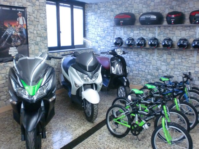 Motos Camus ( Miguel Camus Garcia)