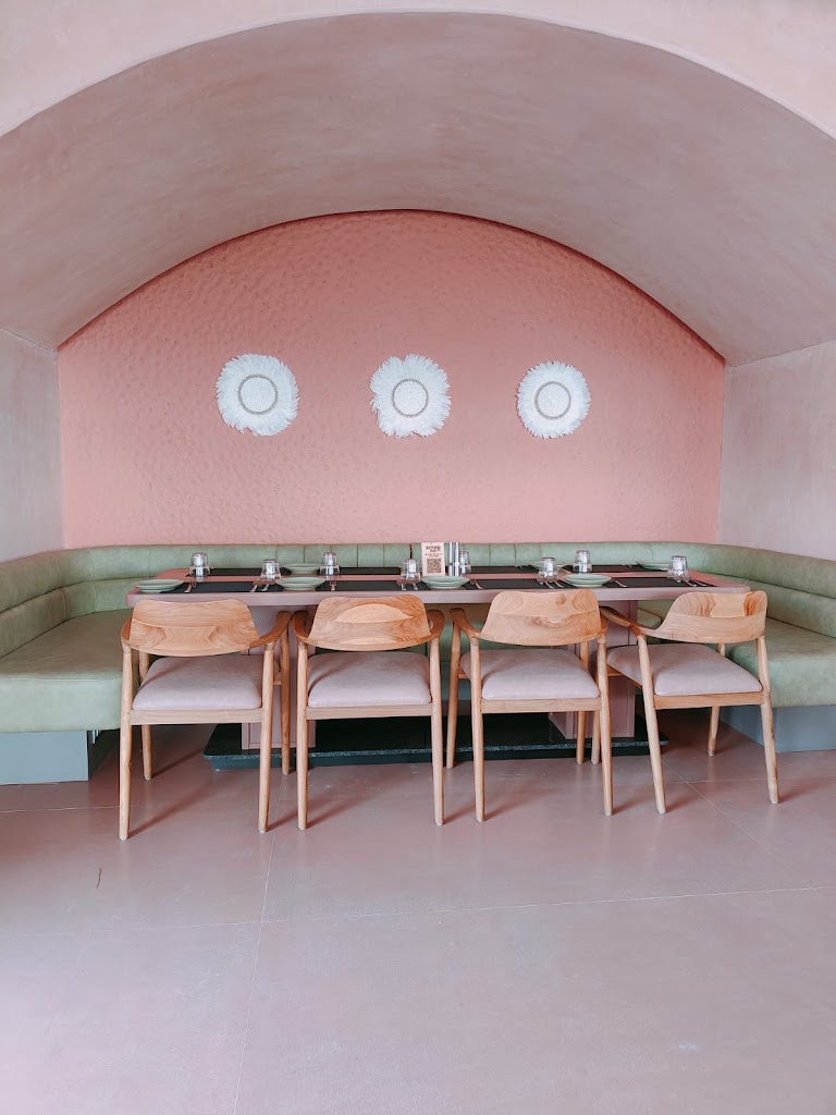 Retro Bistro Nadiad The Multi Cuisine Restaurant
