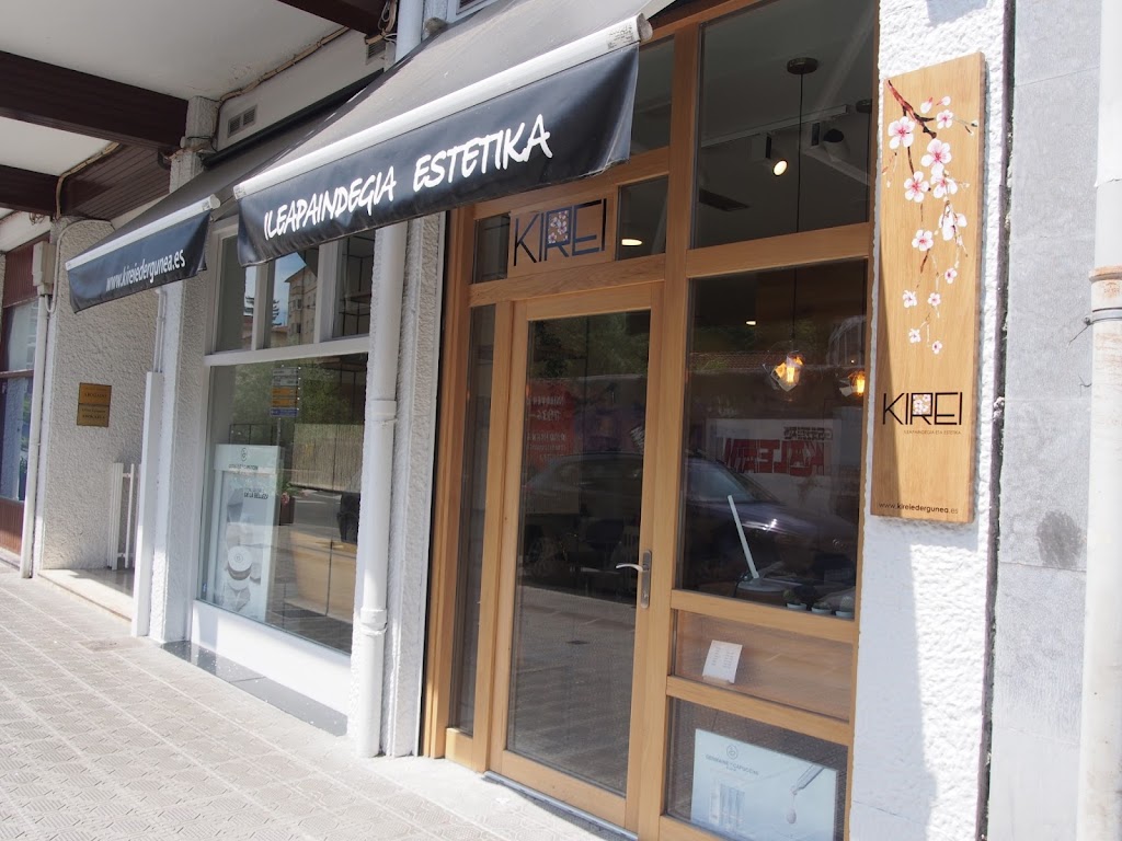KIREI - PELUQUERIA Y ESTETICA - — Exterior