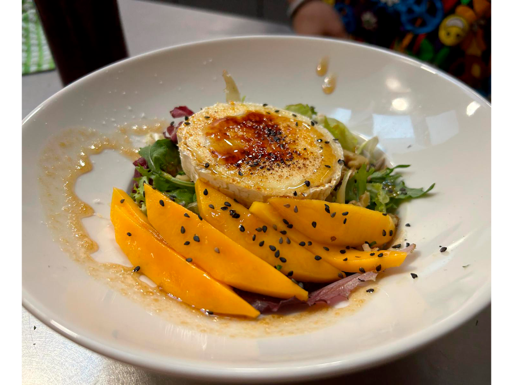 L'Avenc — Comida y bebida