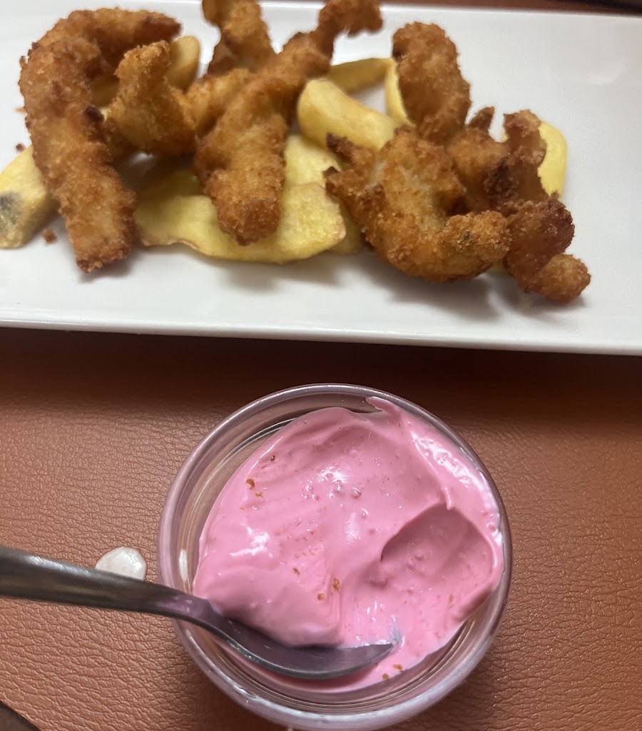 Bar Triana ( Los Palacios y Vfca) — Comida y bebida