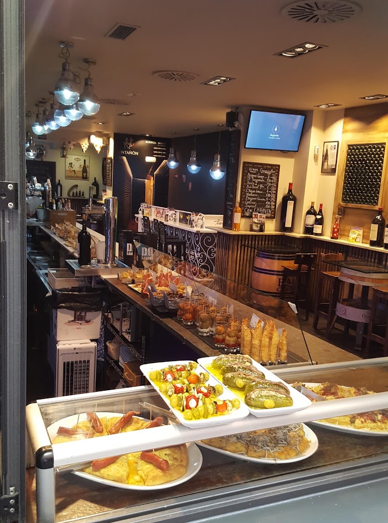 Bar La Gota de Vino — Ambiente